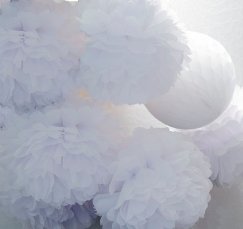 White 15 mixed sizes tissue paper Pom Poms set | Wedding pom poms | Wedding decor